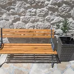 Best Host 2025- Stone Art House