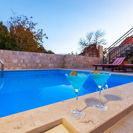 Villa 19th Century Stone Art With Pool & 360 Sea View Terrace In Nature Park Makarska