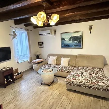 19th Century Stone Art House In Nature Park Villa Makarska