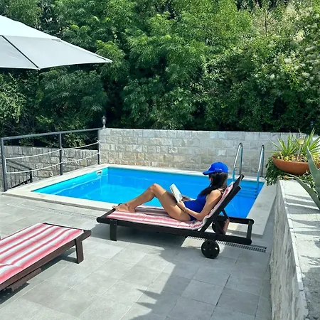 19th Century Stone Art With Heated Pool & 360 Sea View Terrace In Nature Park Makarska