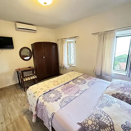 19th Century Stone Art House In Nature Park Villa *